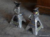 (SHOP) PR. OF JACK STANDS. ITEM IS SOLD AS IS WHERE IS WITH NO GUARANTEES OR WARRANTY. NO REFUND OR