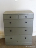 (GAR) 5 DRAWER GREEN PAINTED CHEST WITH METAL KNOB STYLE PULLS. MEASURES 27 IN X 15 IN X 32 IN. ITEM