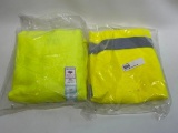 (S8H) GILDAN ADULT HOODED SWEATSHIRT SIZE M FLOURESCENT SAFETY GEAR, AND CLASS E REFLECTIVE LIME