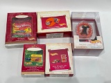 (S1A) HALLMARK KEEPSAKE HOT WHEELS ORNAMENTS INCLUDING 1968 SILHOUETTE AND CASE, DEORA II AND SWEET