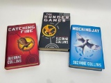(S2B) THE HUNGER GAMES TRILOGY SUZANNE COLLINS CATCHING FIRE MOCKINGJAY BOOK SET