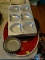 (DR) ASSORTED LOT TO INCLUDE HEART SHAPED BAKING PANS, A HOLIDAY THEMED SERVING PLATTER, TART BAKING