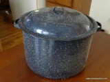 (KIT) VINTAGE SPECKLED ENAMELED POT WITH LID, ITEM IS SOLD AS IS WHERE IS WITH NO GUARANTEES OR