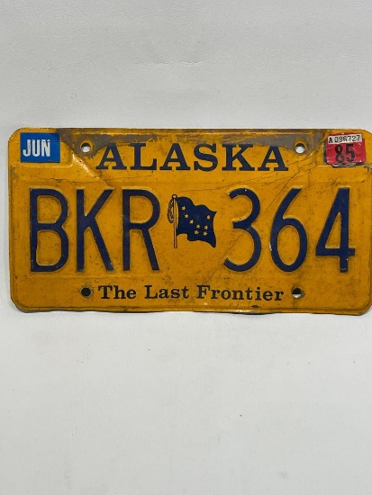 LICENSE PLATE ALASKA 1985 STICKER THE LAST FRONTIER AK STATE FLAG #BKR 364