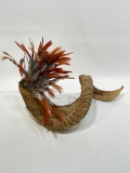 (9I) 15 INCH RAMS HORN AND FEATHERS HARVEST AUTUMN TABLE CENTERPIECE