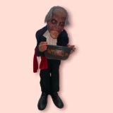 35 INCH ANIMATED CREEPY BUTLER SCARY HALLOWEEN HAUNTED HOUSE ENTRYWAY FIGURE. BATTERIES ARE WEAK BUT