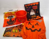 (7G) ASSORTED TRICK OR TREAT BAGS AND BUCKET JACK O LANTERN BLACK CAT GHOST