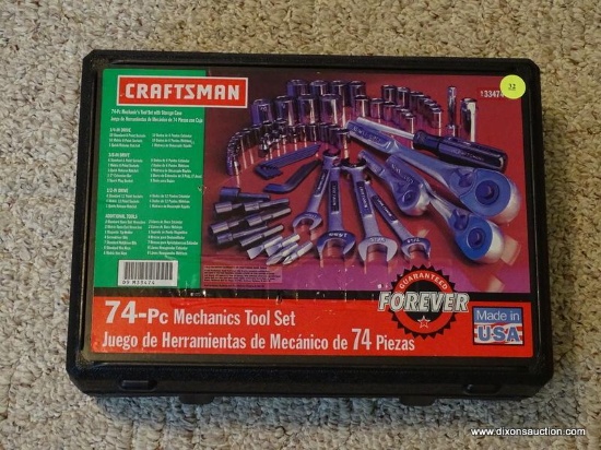 (FR) CRAFTSMAN 74 PC. MECHANICS TOOL SET IN HARD PLASTIC CASE. NOTE, MAY BE MISSING PIECES.