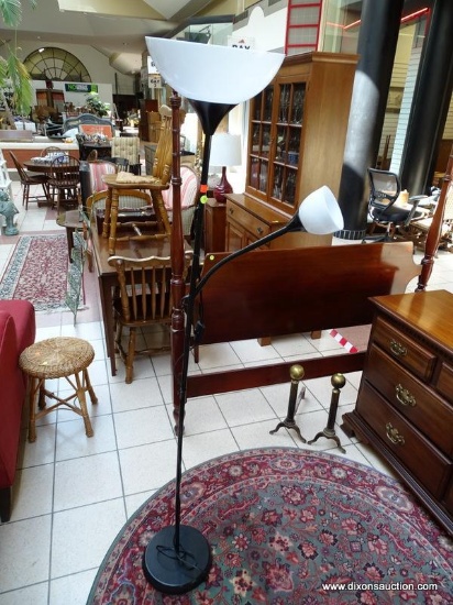 (R1) BLACK FLOOR LAMP WITH ADJUSTABLE SIDE ARM LIGHT. MEASURES 68.5 IN TALL. ITEM IS SOLD AS IS