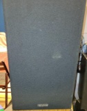 (BAY 7) PAIR OF KENWOOD WOODEN CASE SPEAKERS. MODEL JL-670. ITEM IS SOLD AS IS WHERE IS WITH NO