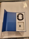 (SC) FITBIT WIRELESS WRISTBAND. IS IN BOX. ITEM IS SOLD AS IS WHERE IS WITH NO GUARANTEES OR