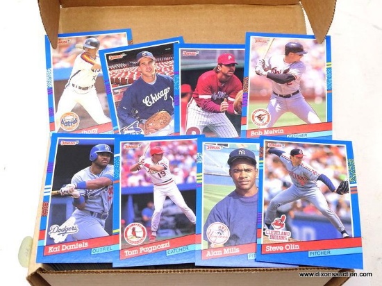 1991 DONRUSS I SET IN PROTECTIVE BOX. BOX APPEARS TO BE FULL. ITEM IS SOLD AS IS WHERE IS WITH NO