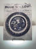 (6F) GASTON'S BLUE WILLOW THIRD EDITION IDENTIFICATION AND VALUE GUIDE BOOK, MARY FRANK GASTON