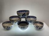 (7G) BLUE WILLOW BLUE AND WHITE TRANSFERWARE 5 1/8 INCH SOUP BOWLS. NO MARK. DISCOLORATIONS AND