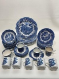 (3C) J.G. MEAKIN ROMANTIC ENGLAND AND MERRIE ENGLAND SCENIC BLUE AND WHITE TRANSFERWARE CHINA. SOME