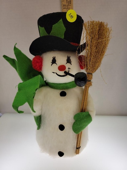 TABLE TOP CLOTH SNOWMAN WITH WISK BROOM - MEASURES 10.5" TALL