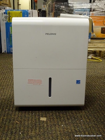 (R1P1) PELONIS 30 PINT DEHUMIDIFIER. RETAILS FOR $118 ONLINE. CONDITION REPORT: HAS BEEN TESTED AND