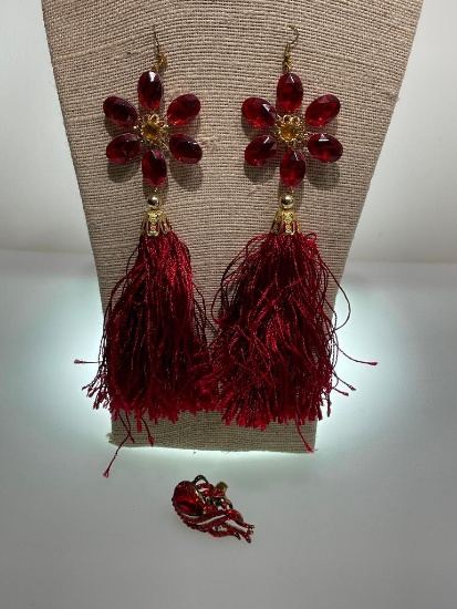 7 INCH GAUDY RED SILK TASSEL EARRINGS WITH FLAME SHAPED STRETCH RING