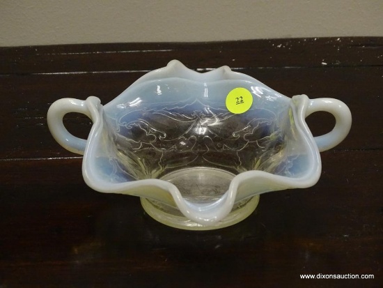 (R1) DUGAN GLASS DOUBLE HANDLED DISH. MEASURES 8" IN DIA. ITEM IS SOLD AS IS WHERE IS WITH NO