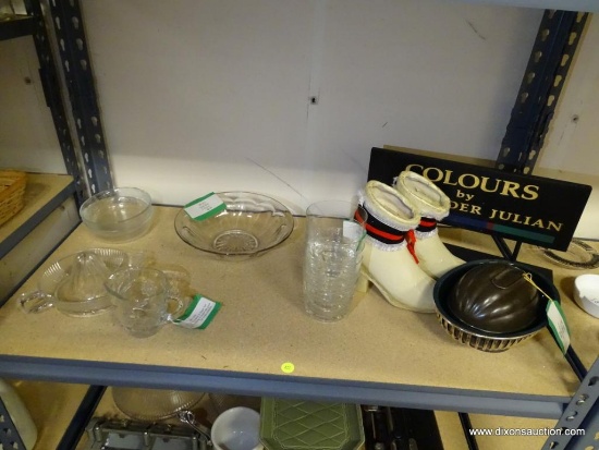 (R2) SHELF LOT OF ASSORTED GLASSWARE TO INCLUDE A VINTAGE JUICER, A 9" ROUND BOWL, A GLASS CREAMER,