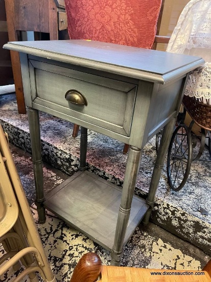 COUNTRY BLUE CHIC SIDE TABLE (18W X 15 X 29H)