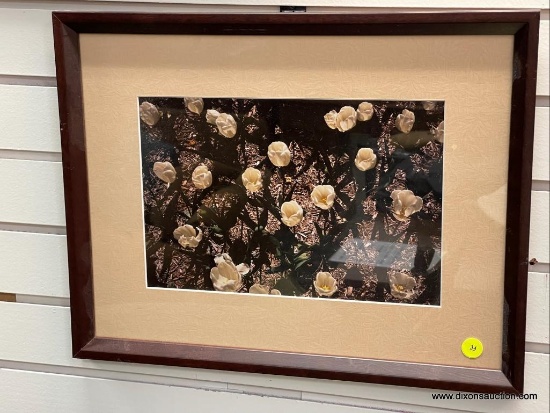 (18 X 14) FLORAL PHOTO PRINT