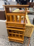 PAIR OF OAK MAGAZINE RACK SIDE TABLES WITH STORAGE DRAWERS 22 X 12 X 24