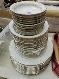 VINTAGE MID CENTURY MODERN DISCONTINUED NORITAKE CRESTMONT CHINA (1959 - 1979) - 10 DINNER PLATES,