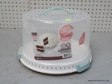 (BAY1 ENTP7) SWEET CREATIONS CAKE CARRIER, 13X13X8.7. RETAILS ONLINE FOR $23 ONLINE AT AMAZON. HAS A