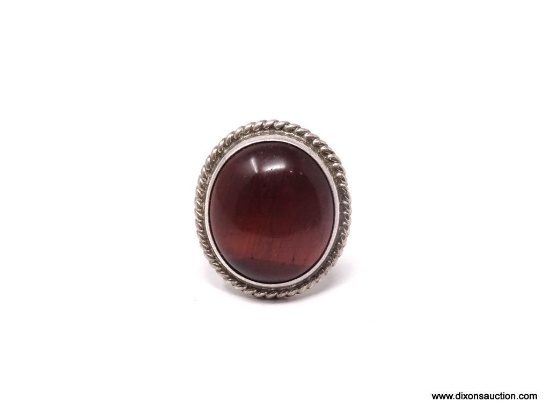 .925 STERLING SILVER LADIES 10KT CARNELIAN GEMSTONE RING. SIZE 5 1/2