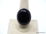 .925 STERLING SILVER LADIES 35 CT BLACK ONYX RING 7 1/2; 13.0 GM