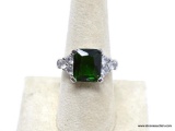.925 STERLING SILVER LADIES 4 CT CHATAM EMERALD RING 8