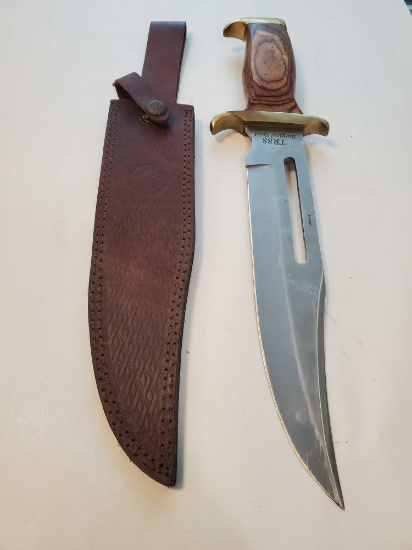 Timber Rattler Jungle Fury Bowie TR88, with leather sheath, 10 1/2" blade, 15 1/4", total length.