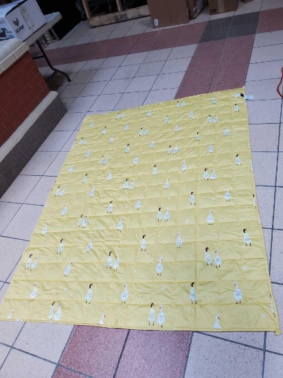 Full size YNM Weighted blanket, yellow with geese print.