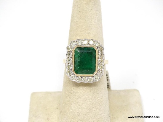 18K YELLOW GOLD CUSTOM MADE LADIES DIAMOND & EMERALD RING.