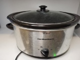 HAMILTON BEACH CROCK POT. IS SOLD AS IS WHERE IS WITH NO GUARANTEES OR WARRANTY, NO REFUNDS OR