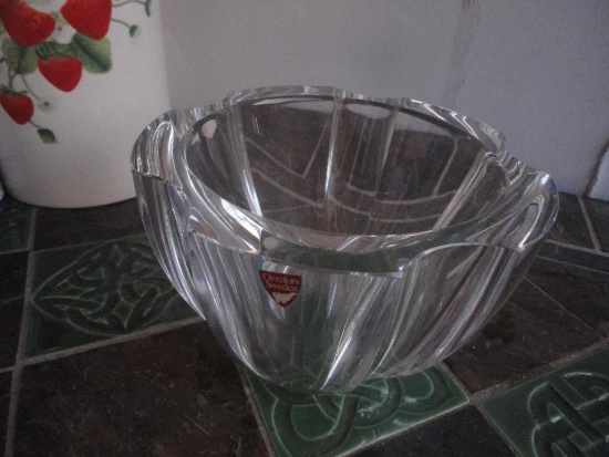 ORREFORS SWEDEN SIGNED ETCHED ON BOTTOM 4948.12 LEAD CRYSTAL BOWL ALL ITEMS ARE SOLD AS IS, WHERE