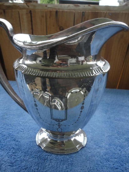 COMMUNITY PLATE SILVER-PLATE PITCHER ALL ITEMS ARE SOLD AS IS, WHERE IS, WITH NO GUARANTEE OR