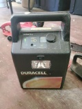 (SHED 2) DURACELL BATTERY JUMP/CHARGE WITH FLASHLIGHT, BLACK, PLEASE SEE THE PICTURES FOR MORE