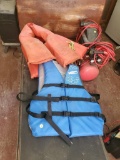 (SHED2) SET OF 4 LIFE JACKETS, 1 MODERN XXL/XXXL, 3 ARE VINTAGE TYPE 2 PFD, PLEASE SEE THE PICTURES