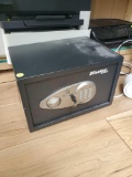 (SUNROOMOFFICE) MASTERLOCK SMALL GUN SAFE, COMES WITH KEY, BLACK, PLEASE SEE THE PICTURES FOR MORE