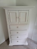 (BED3) AMERICAN WOOD CRAFTERS WHITE WOOD FOUR DRAWER TWO DOOR LINGERIE DRESSER..