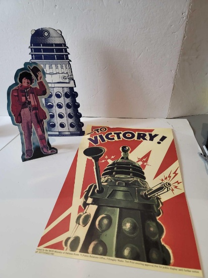 LOT OF (3) DOCTOR WHO ITEMS. INCLUDES A 10" TALL MINIATURE CARDBOARD CUT OUT OF TOM BAKER THE 4TH