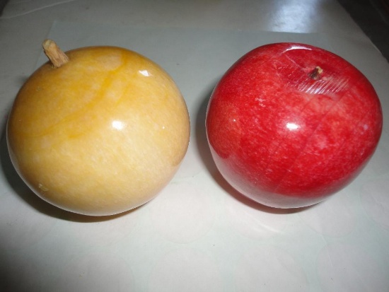 2 PIECES OF MARBLE FRUIT ? 1 APPLE ALL ITEMS ARE SOLD AS IS, WHERE IS, WITH NO GUARANTEE OR