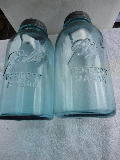 2 LARGE BALL MASON JARS - #4 ALL ITEMS ARE SOLD AS IS, WHERE IS, WITH NO GUARANTEE OR WARRANTY. NO