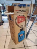 Unico Compressed Air Sprayer, Blue, Please see the pictures for more information.