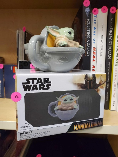 STAR WAES THE MANDALORIAN, THE CHILD SCULPTED CERAMIC MUG 12 OZ, PLEASE SEE THE PICTURES FOR MORE