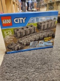 SEALED LEGO, FLEXIBLE TRACK, 7499, BOX HAS MINOR DENTING, PLEASE SEE THE PICTURES FOR MORE