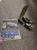 DIAMOND SELECT TOYS ALIENS, ARMORED PERSONNEL CARRIER (APC) WITH MINIMATE LT.GORMAN, 2016, SEATS 5