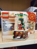 SEALED LEGO, SANTA SNOWGLOBE, 40223, BOX IS IN GOOD CONDITION, PLEASE SEE THE PICTURES FOR MORE